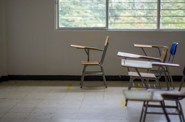 Silla de paleta para escuelas en Mexico